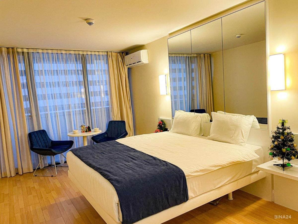 Orbi City Hotel On The Sea Batumi Exterior foto
