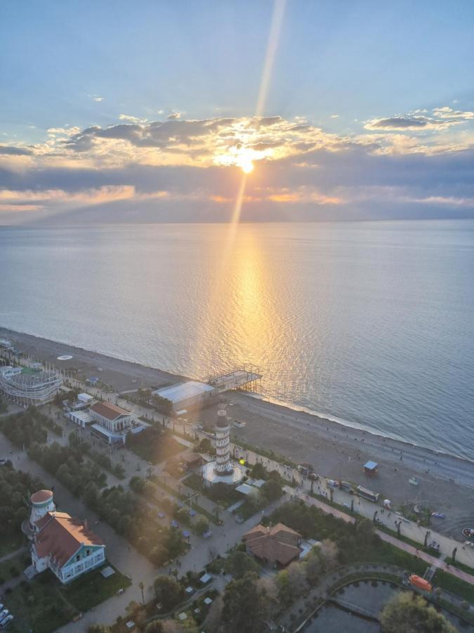 Orbi City Hotel On The Sea Batumi Exterior foto